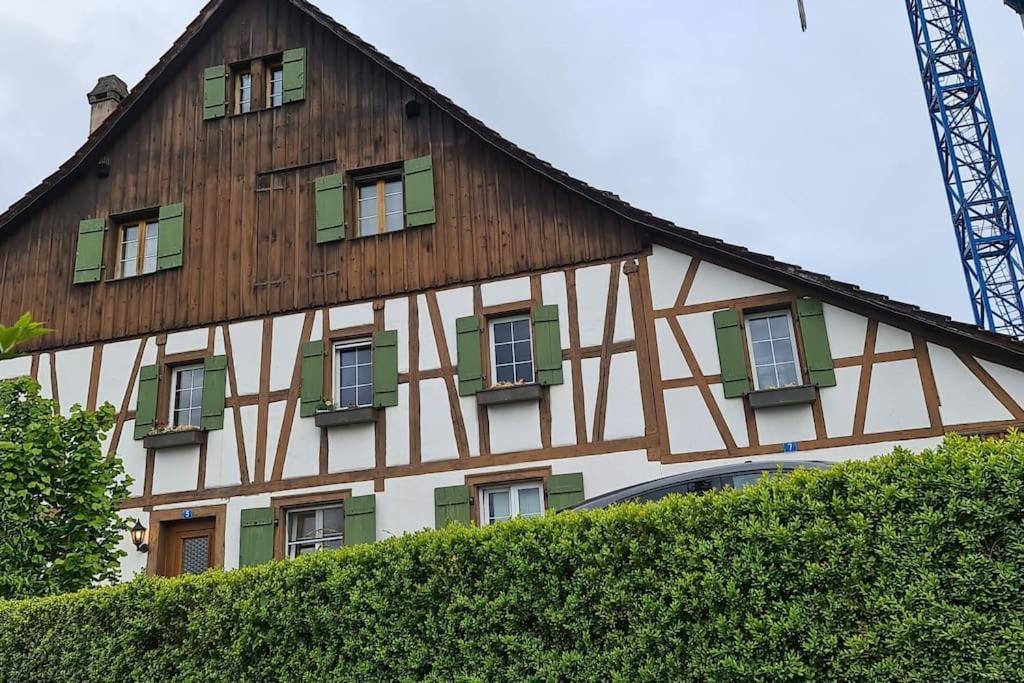 3 Bedroom Swiss House On 3 Floors Oberglatt Exteriér fotografie